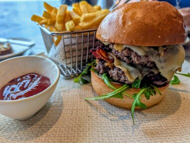 Food & Beverage